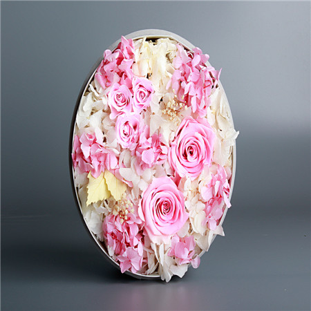 �a�ֺ��ر��r������A�з�ɫ